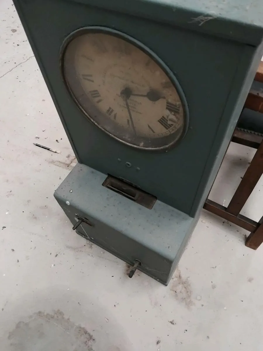 Antiques - Image 3