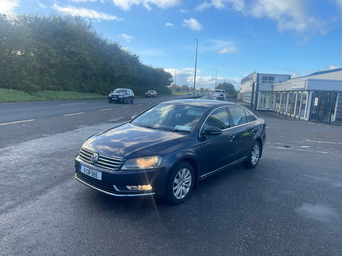 2011 VW Passat 1.6 €2150 - Image 2