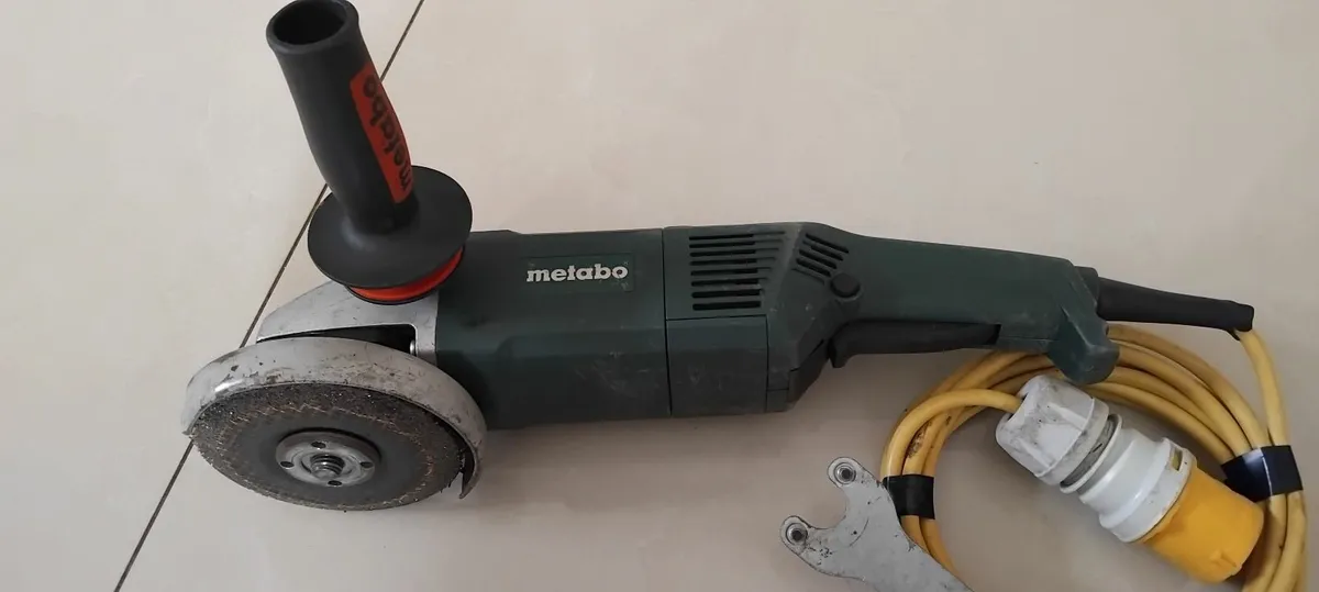 Metabo WA 14-125 Ergo 125mm Grinder 110v - Image 3