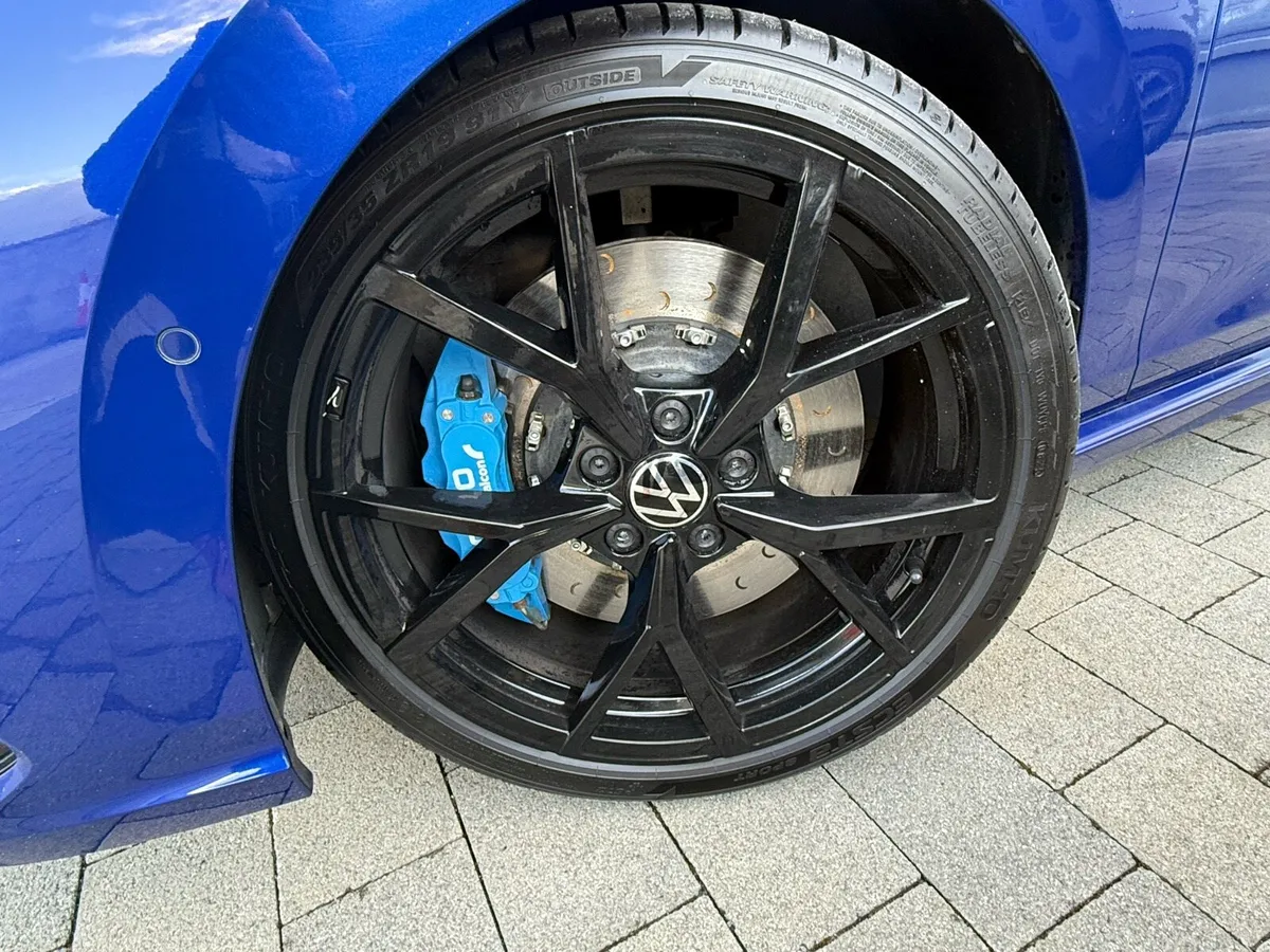 LHD Golf MK8 R 2.0TSI 4 Motion - Image 4