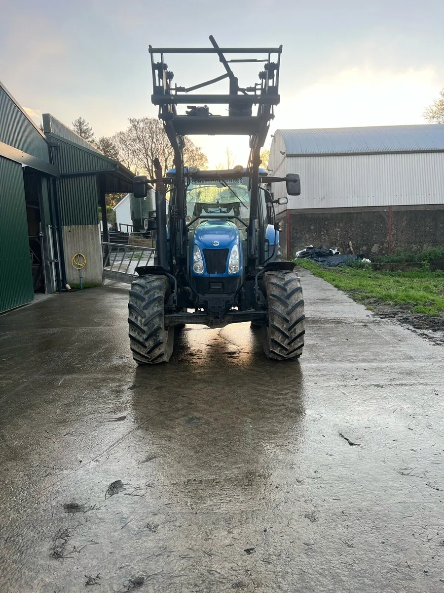 New Holland ts100a - Image 2