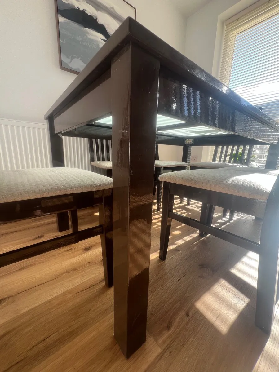 Dinning Table and Chairs - Image 4