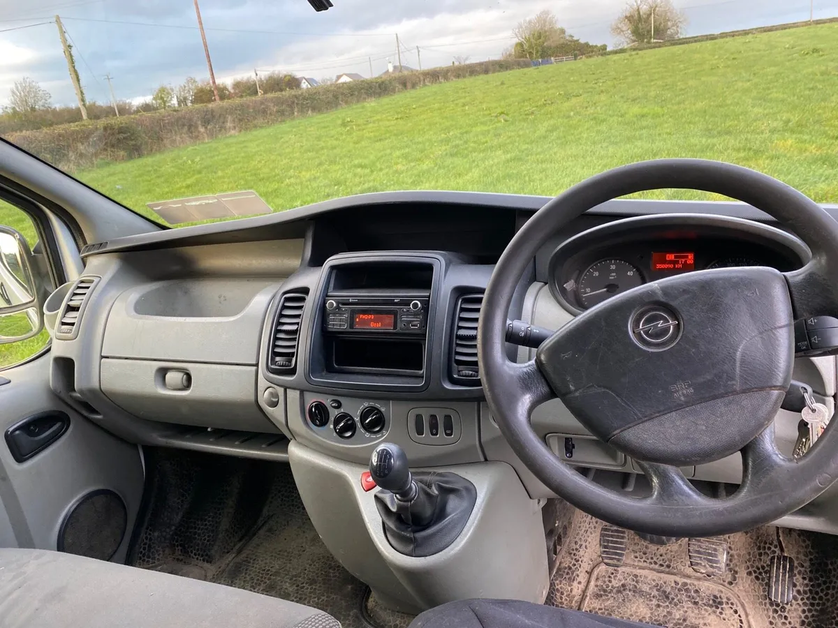 Vivaro Taxed&Test - Image 4