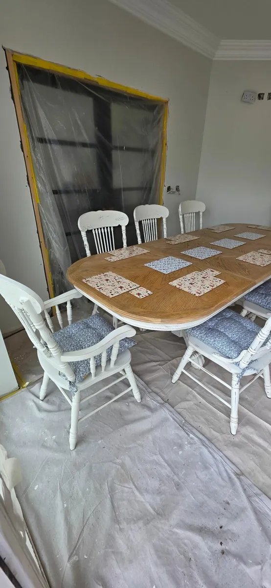 Table & 6 Chairs - Image 1
