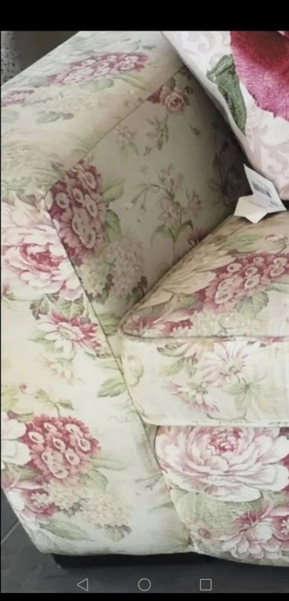 Unusual Floral Couch - Image 2