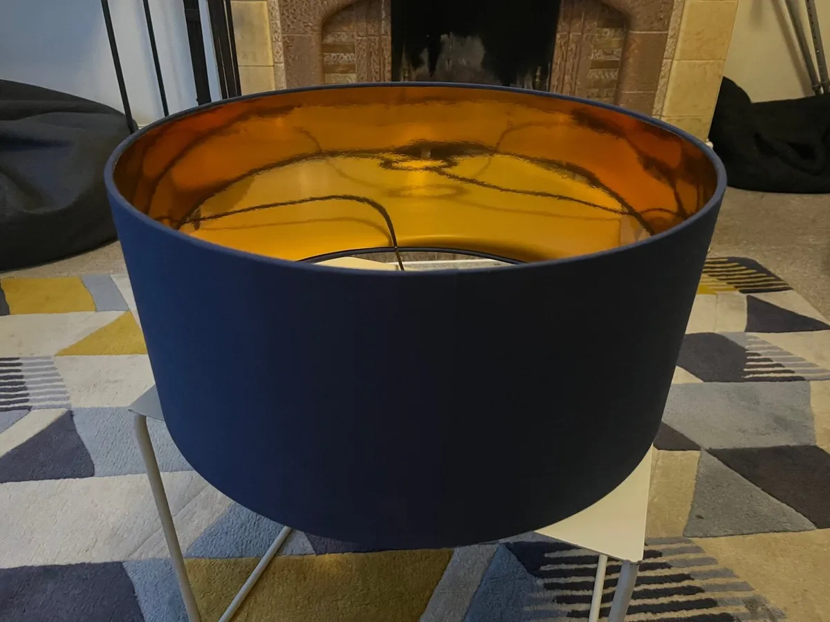 Lamp shade - Image 1