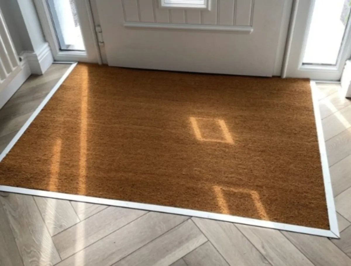 Runners and matting - Image 1