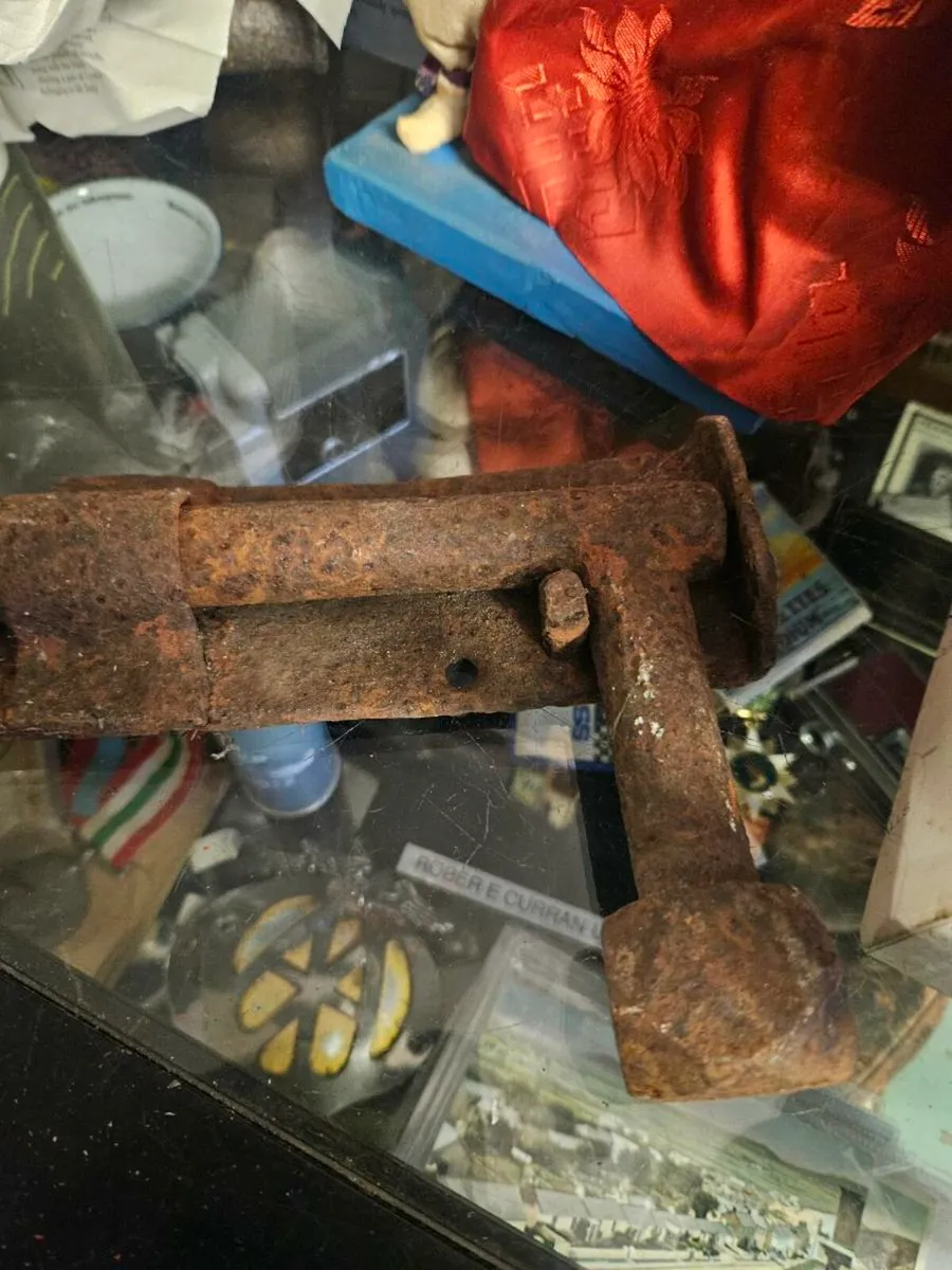 Vintage Cast Iron Door Bolt - Image 2
