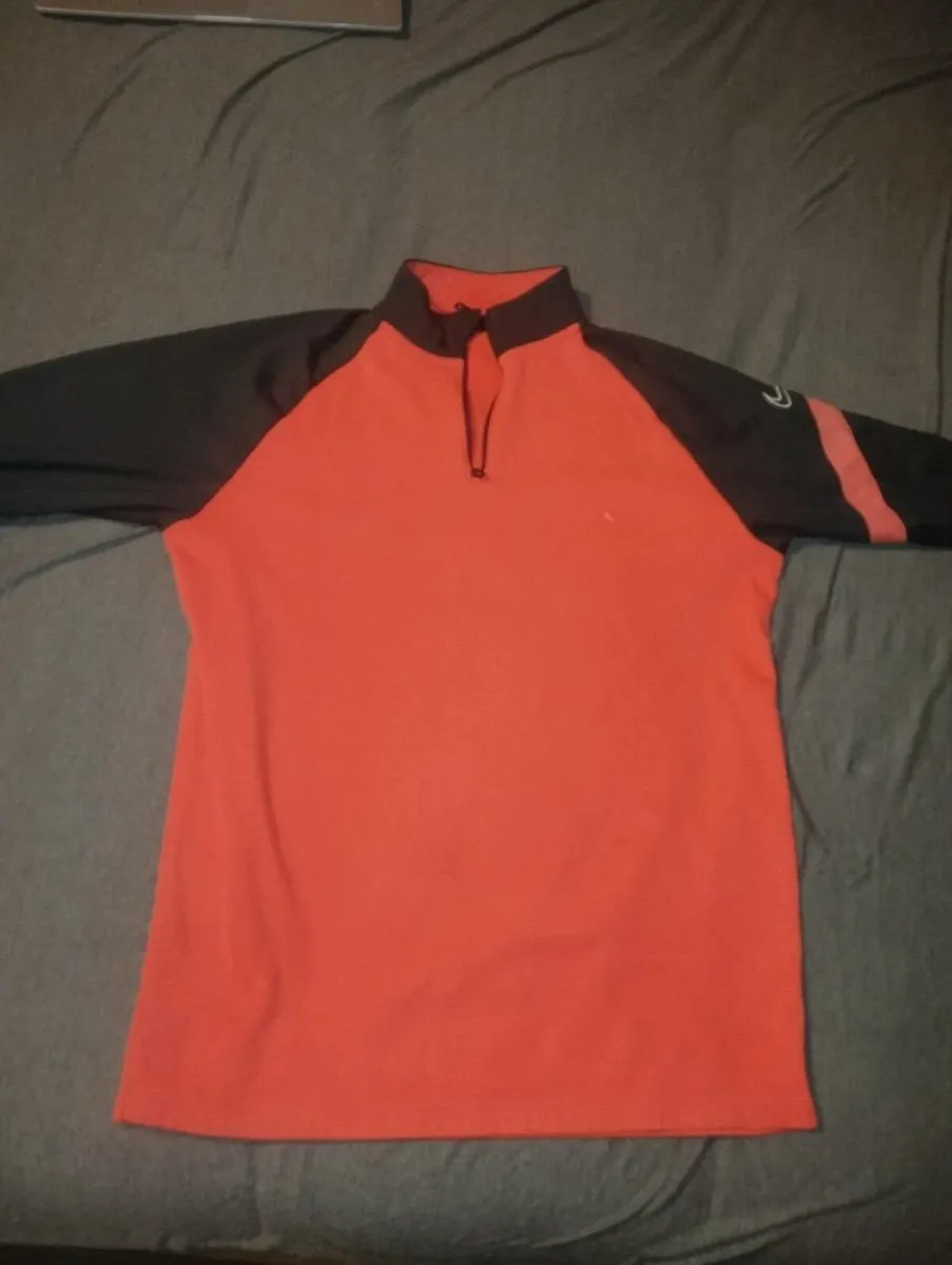 Nike top - Image 1