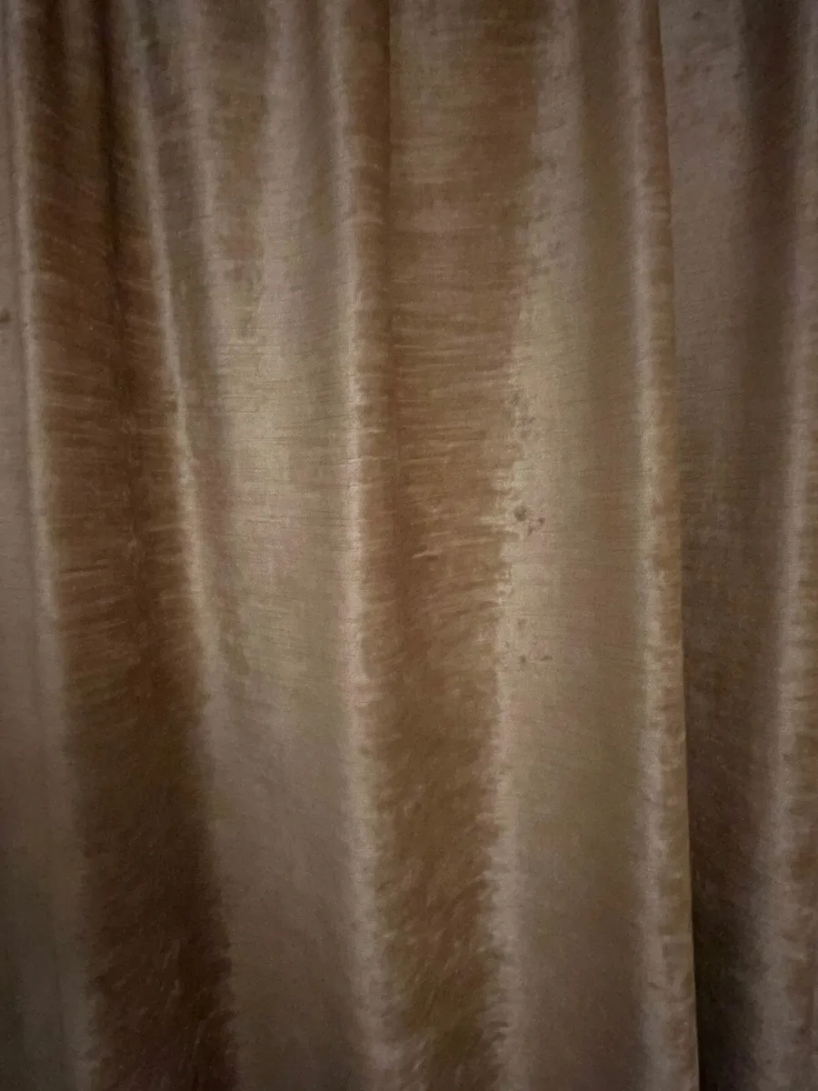 Curtains - Image 2