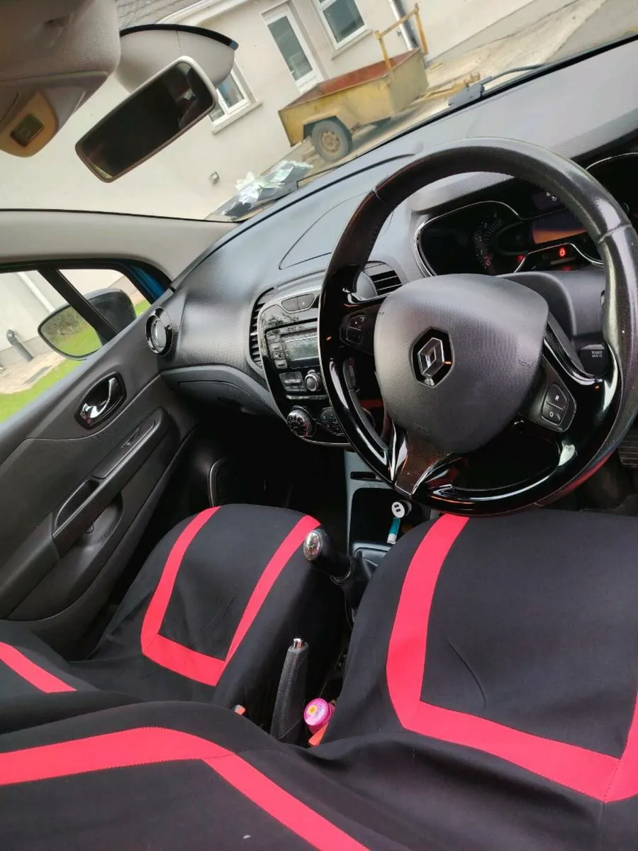 Renault Captur - Image 3