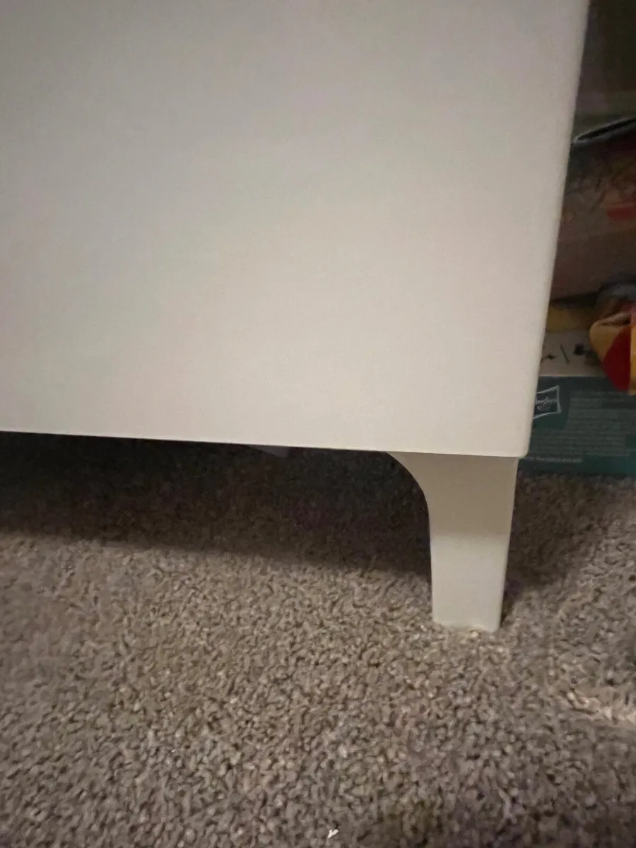 TV Stand - Image 3