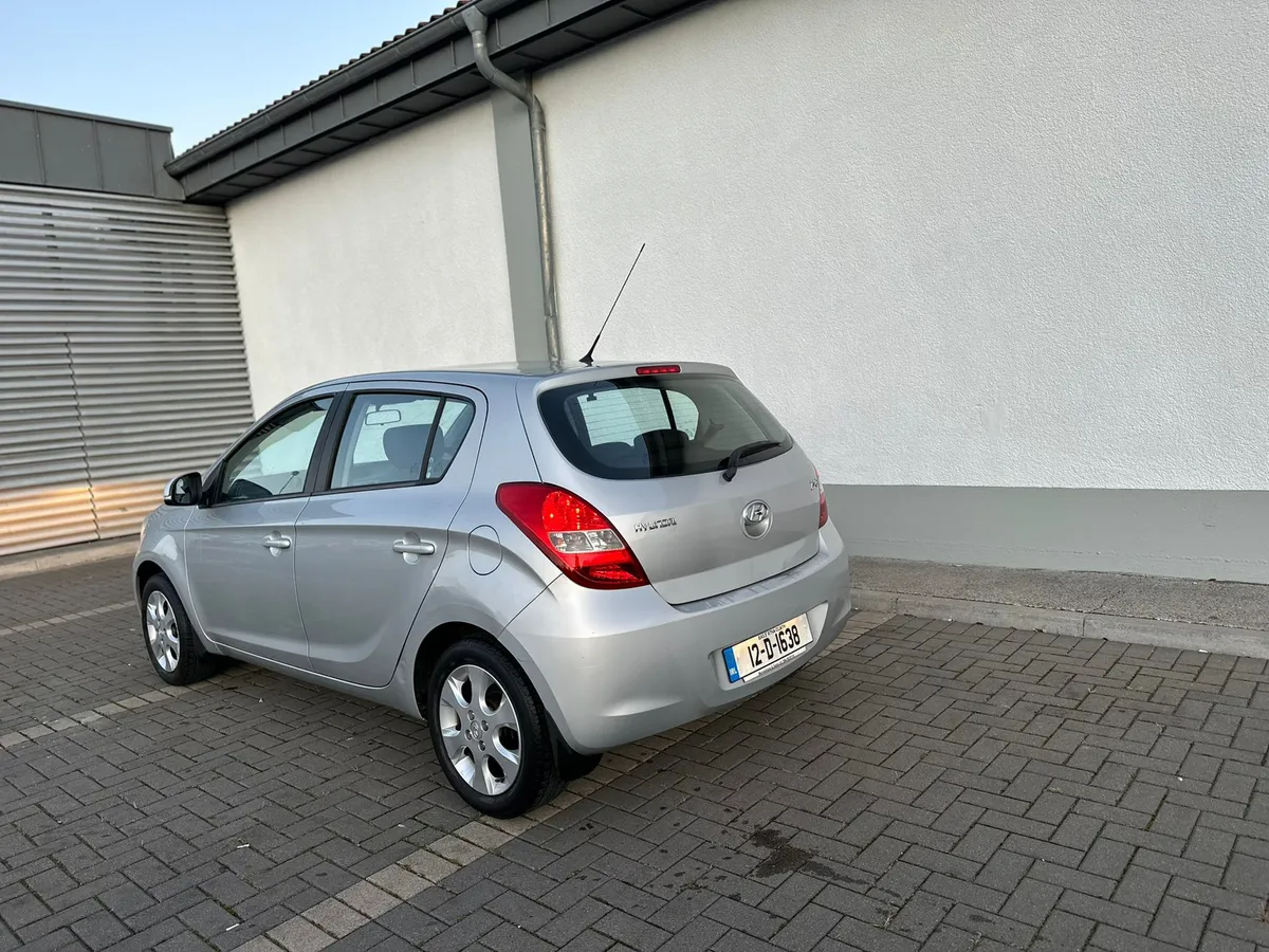 Hyundai i20 2012 petrol 1.2 - Image 3