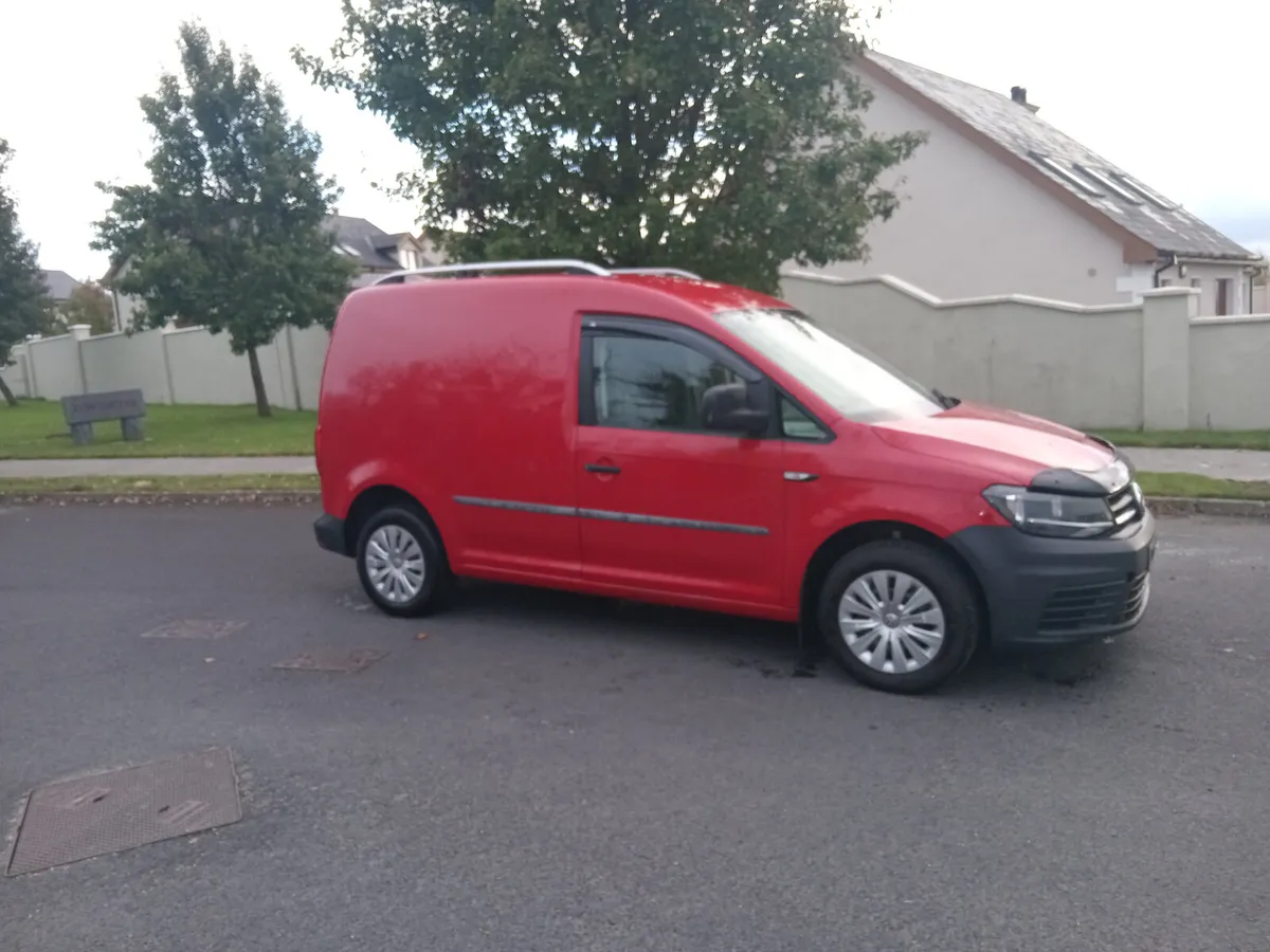 Volkswagen Caddy 2017 - Image 2
