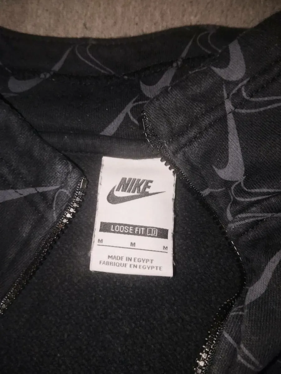 Nike top - Image 3