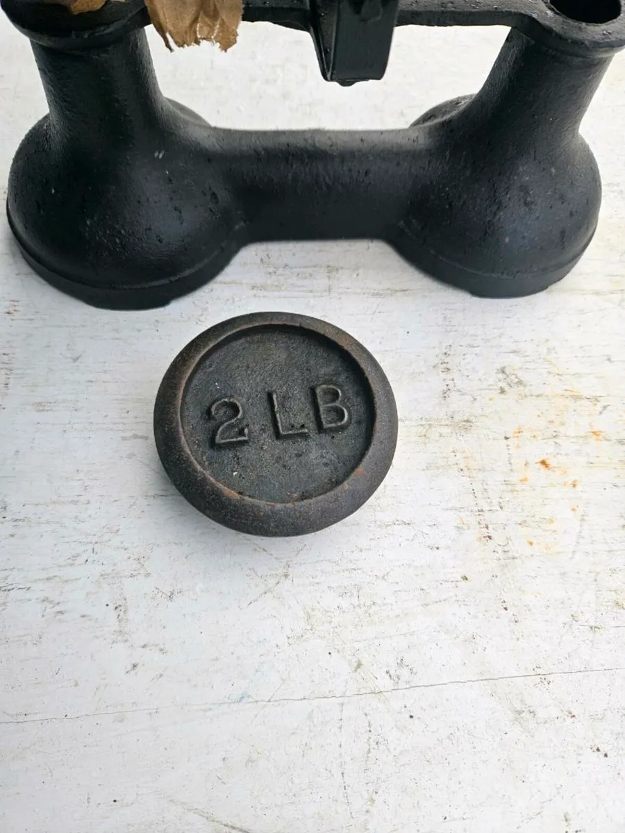 Vintage Cast Iron Weighing Scales - Image 2