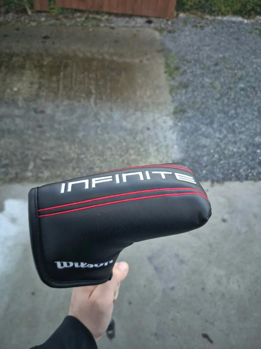 Wilson Infinite 24 Michigan Avenue Putter Gents RH - Image 1