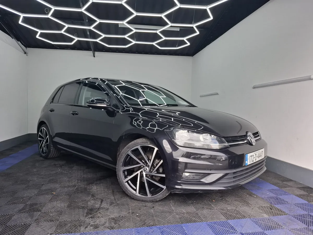 2017 Volkswagen Golf 1.6 TDI - Image 2