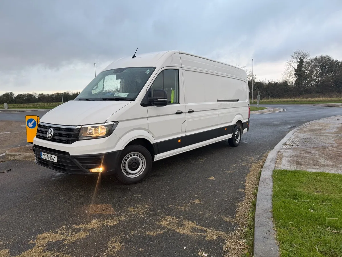 VW Crafter CR35 2.0TDI No VAT - Image 1