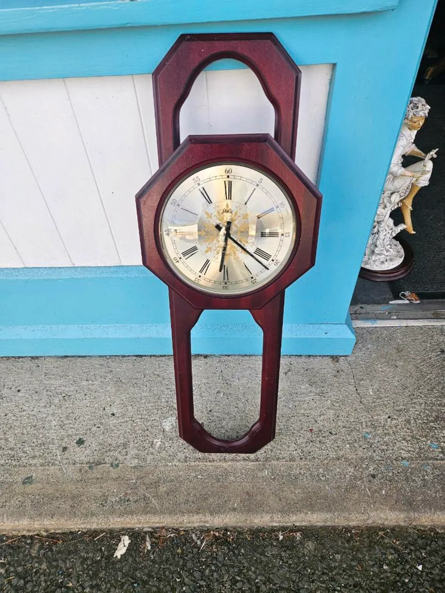 Wall Clock - Image 2