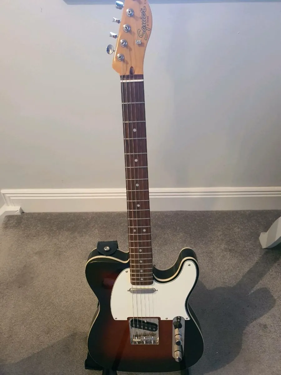Fender squire custom tele - Image 1