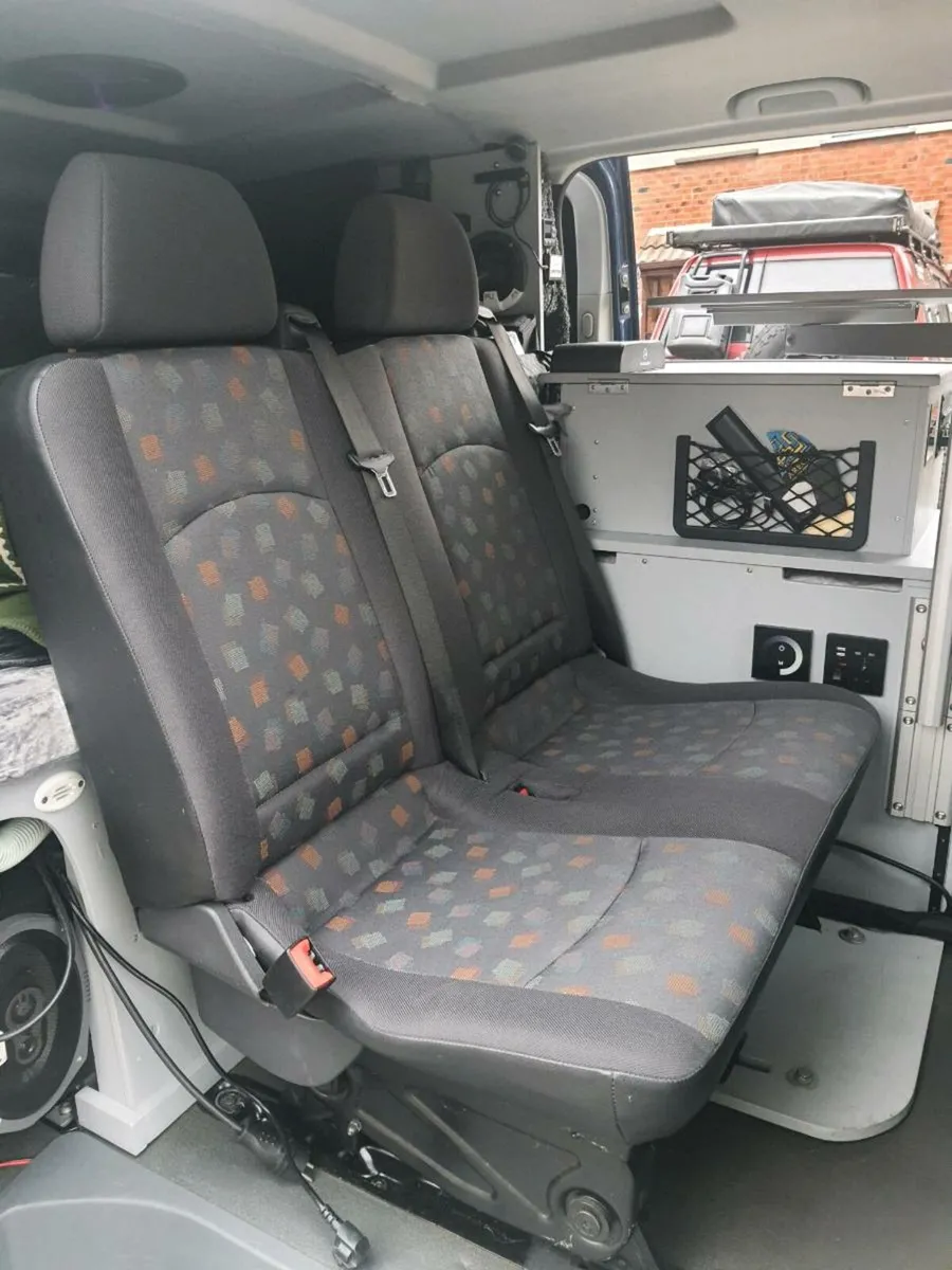 Mercedes Vito double seats - Image 1