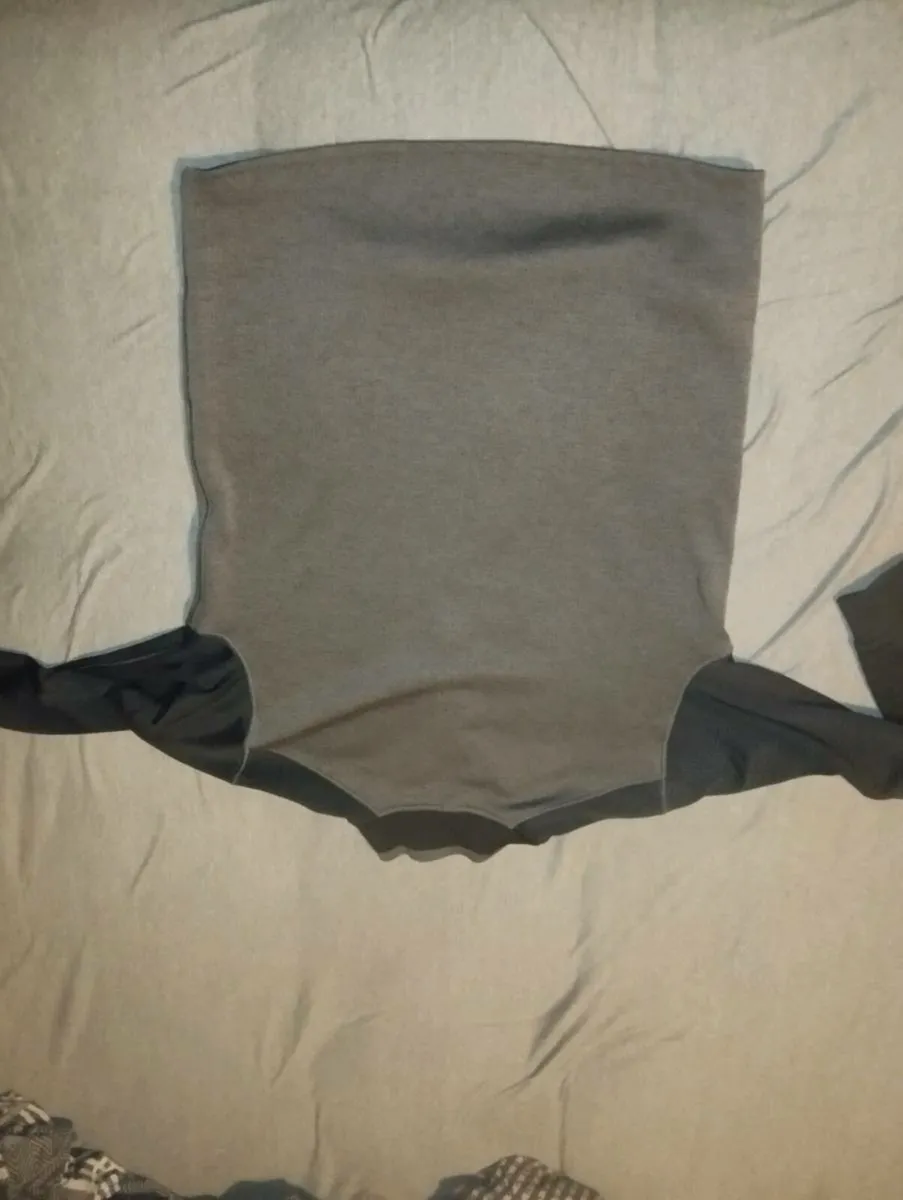 Nike top - Image 4