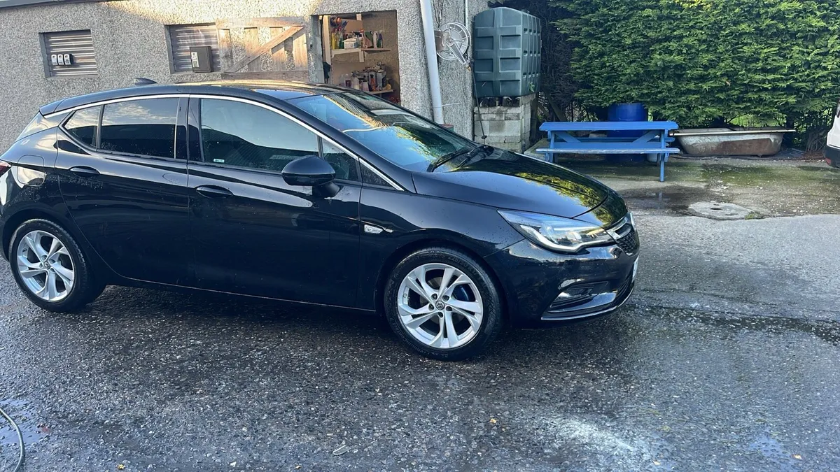 Opel Astra 2017 - Image 3