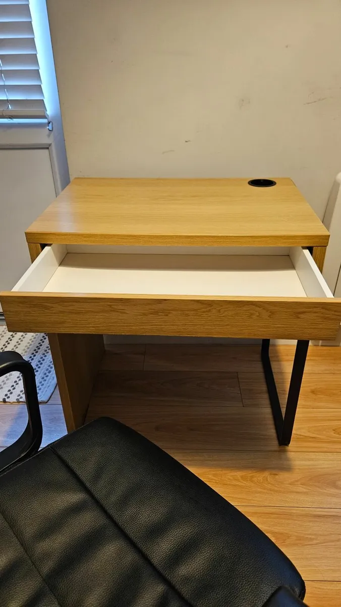 Office desk + chair - Image 4