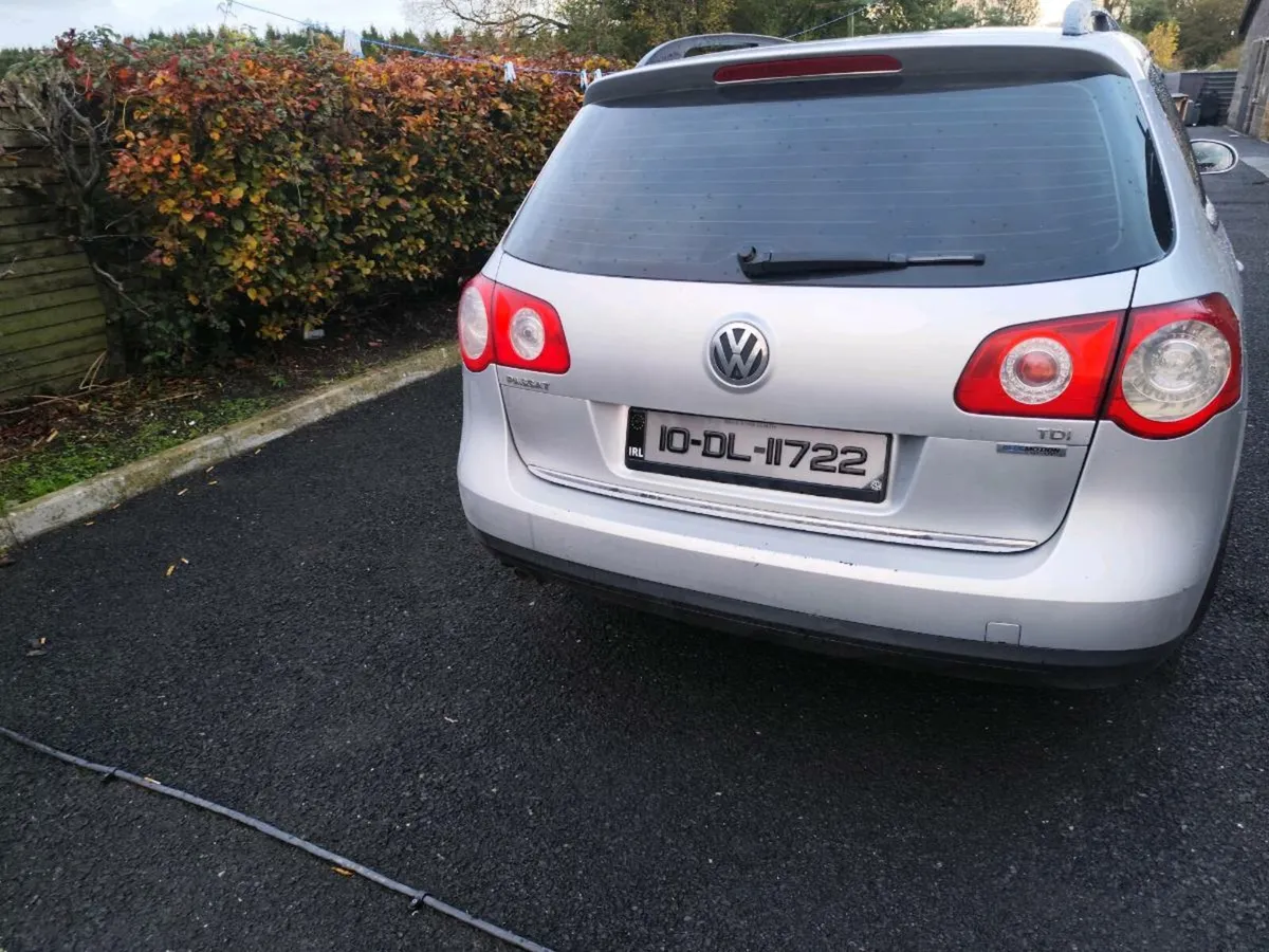 Volkswagen Passat - Image 3