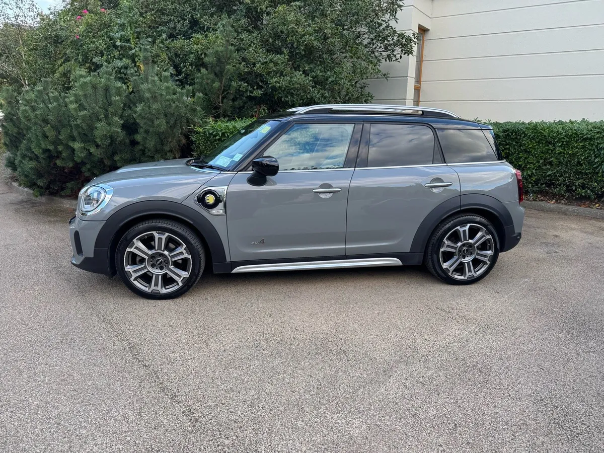 Mini Countryman S Hybrid All4 - Image 2