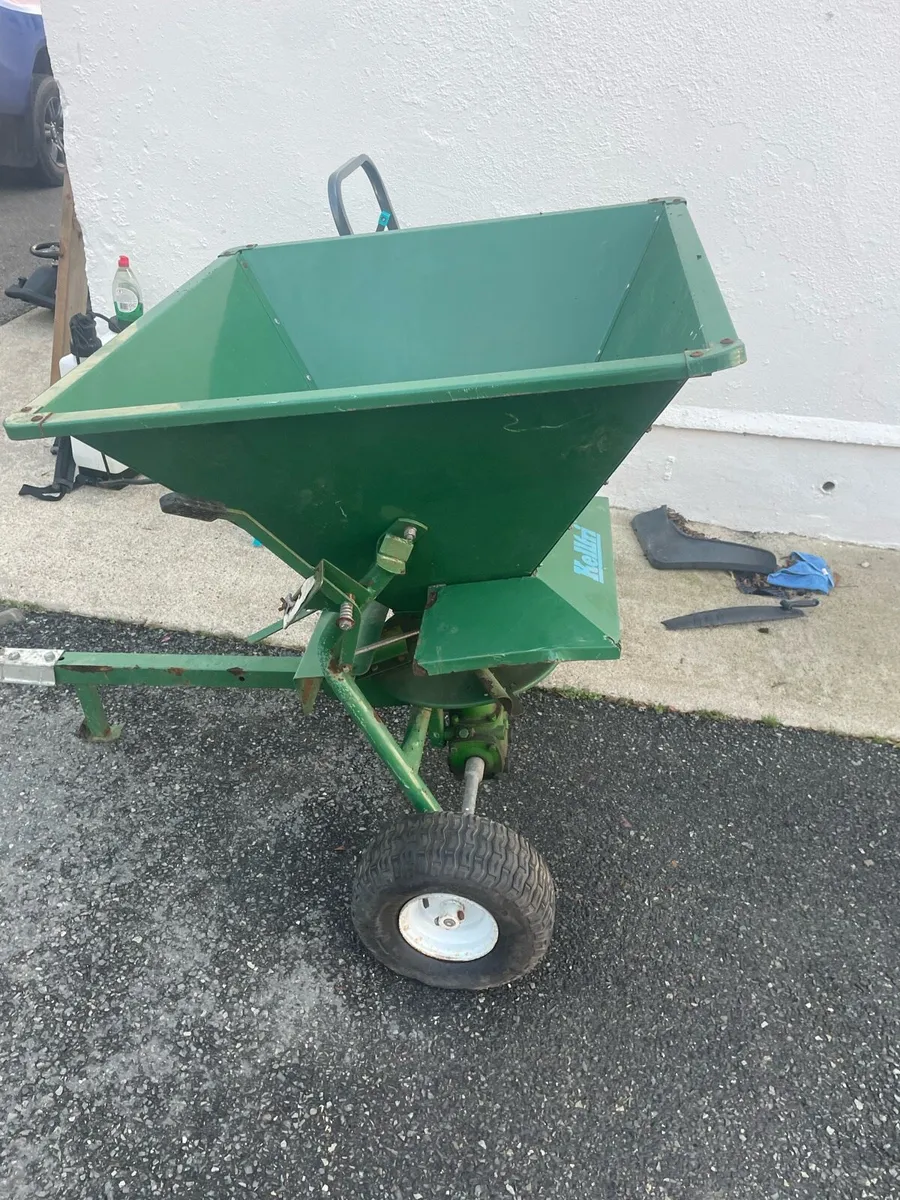 Fertiliser spreader - Image 4