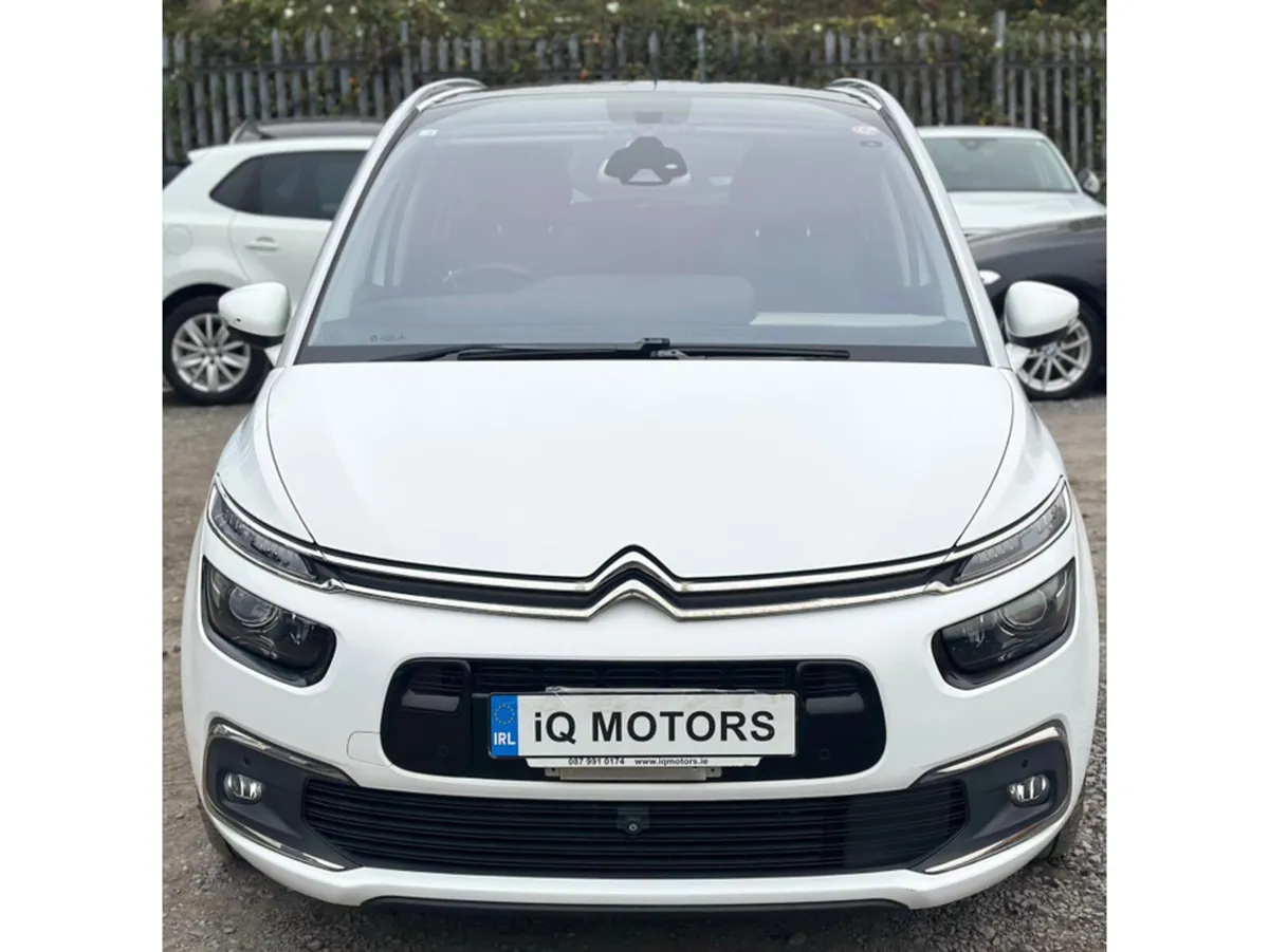 Citroen C4 Picasso Grand Bluehdi 2.0L Diesel Front - Image 2
