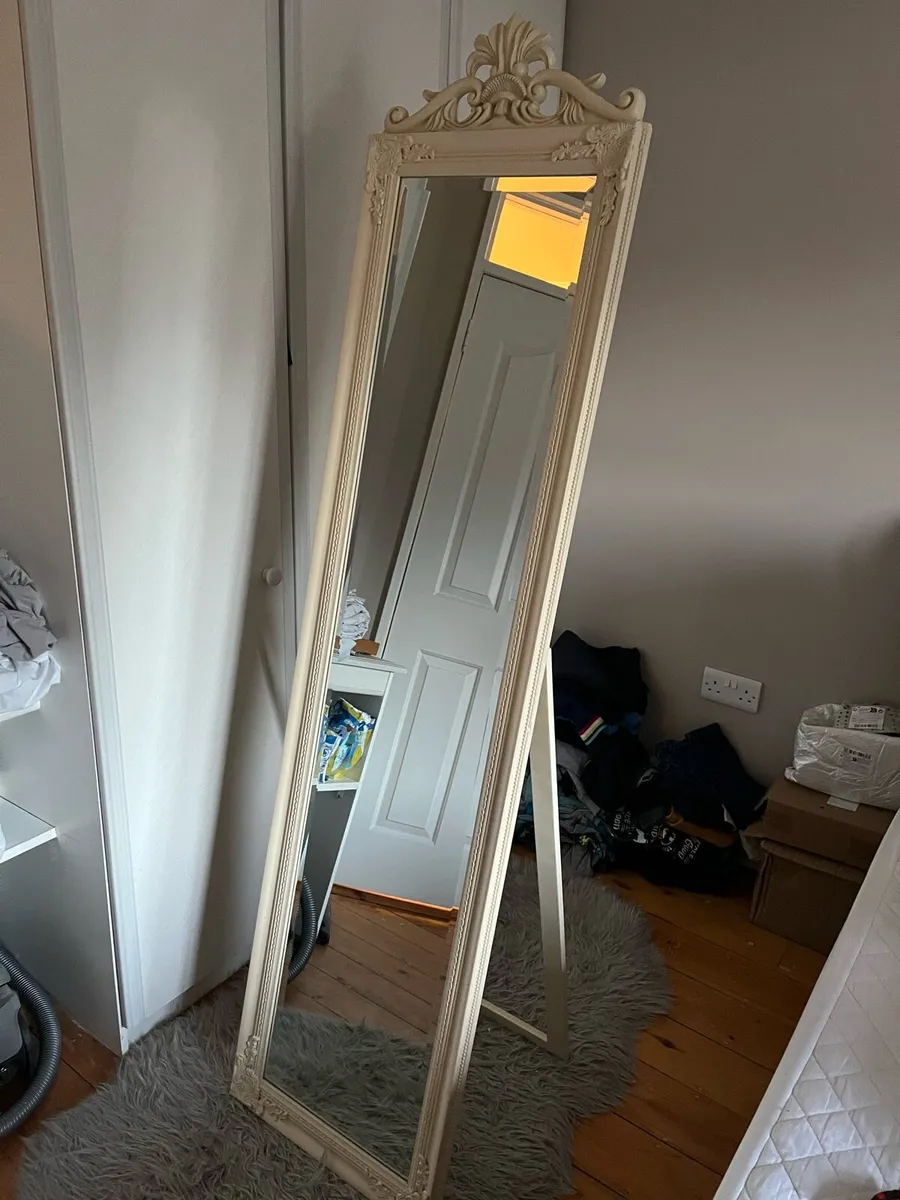 Free standing, full length Mirror - Image 2