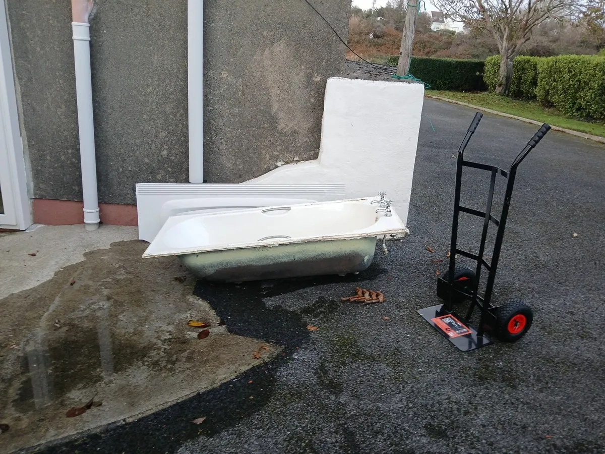 Bath Cast Iron - Image 1