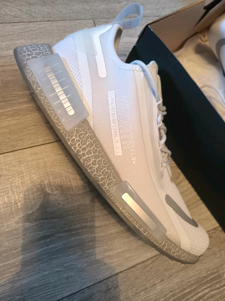 Adidas NMD R1 Spectoo - Image 4