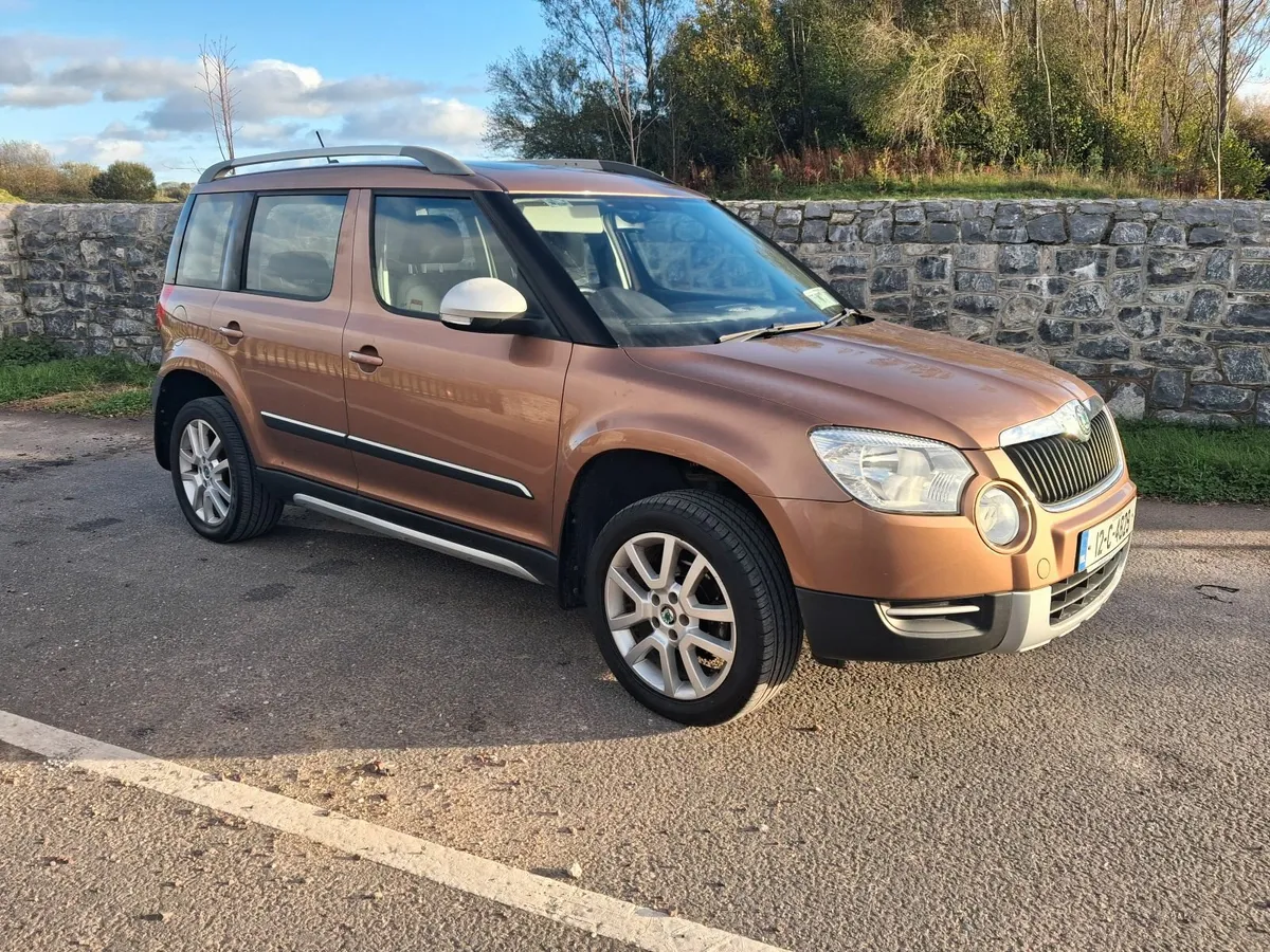 Skoda Yeti 2012 2.0 tdi - Image 2