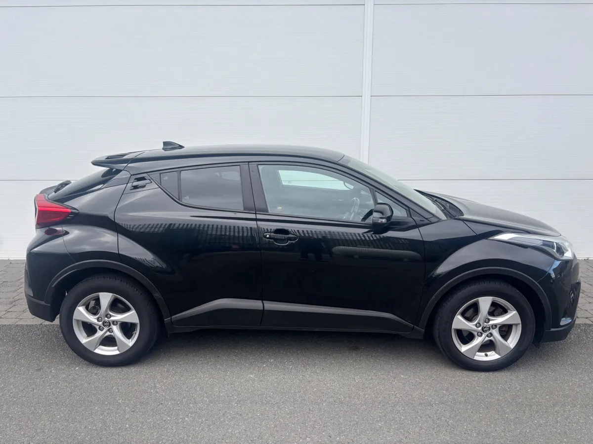 2018 TOYOTA CHR LUNA 1.2iT NCT - Image 3