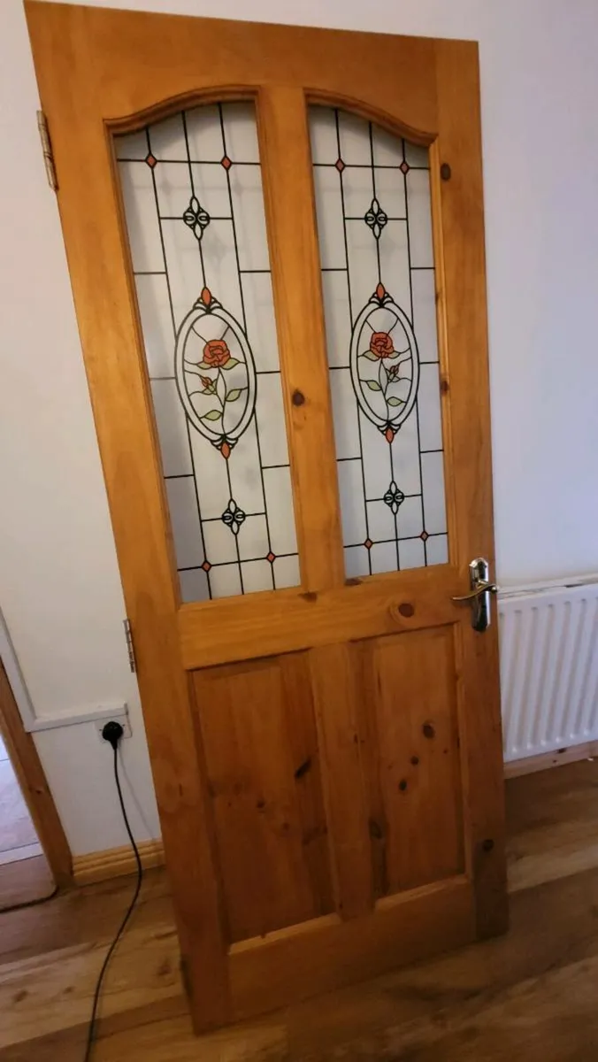 Solid wood door with glass panels - Image 2
