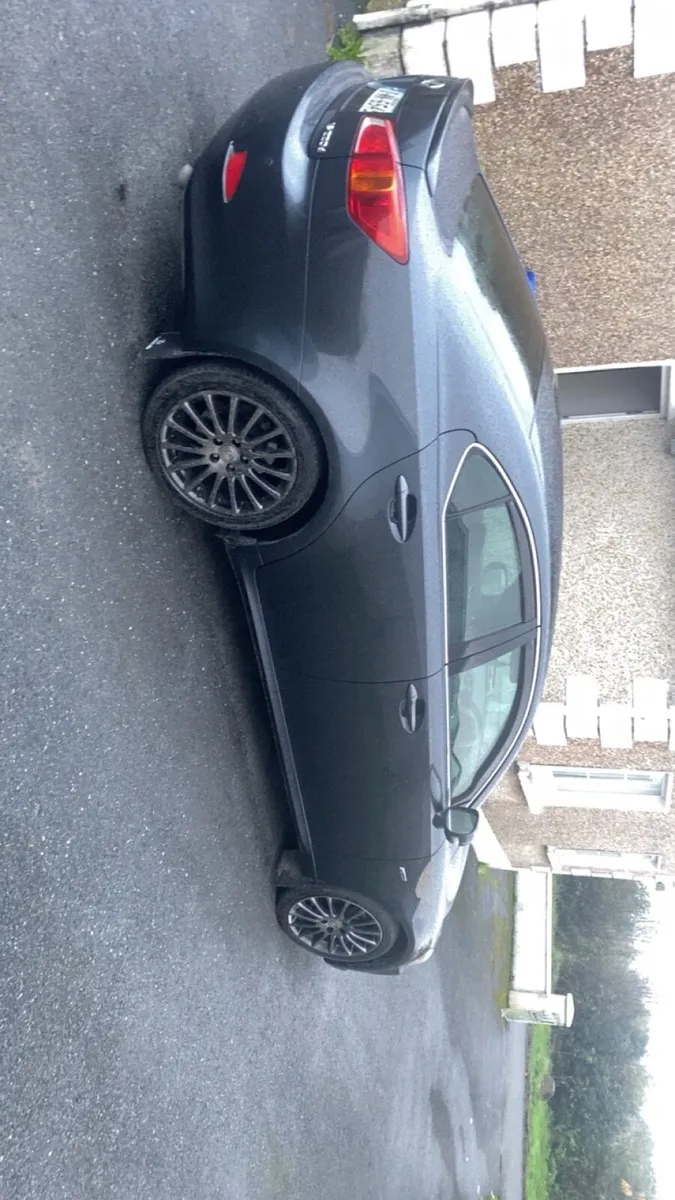 Lexus f sport - Image 3