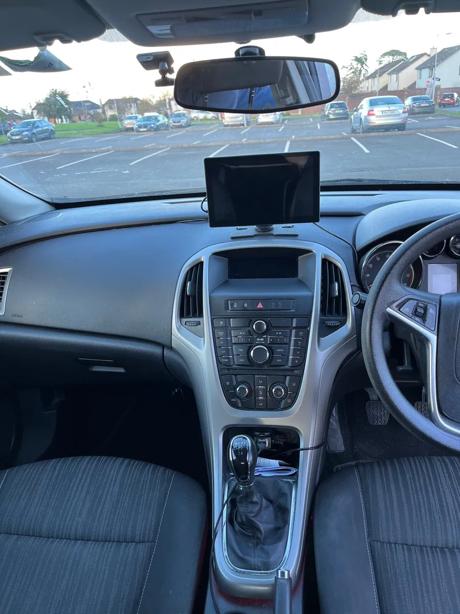 Opel Astra 1,4l - Image 2