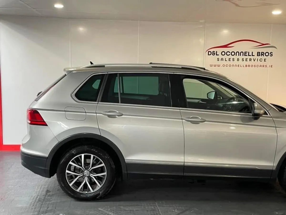 Volkswagen Tiguan CL 2.0 TDI MANUAL 6SPEED FWD 150 - Image 2