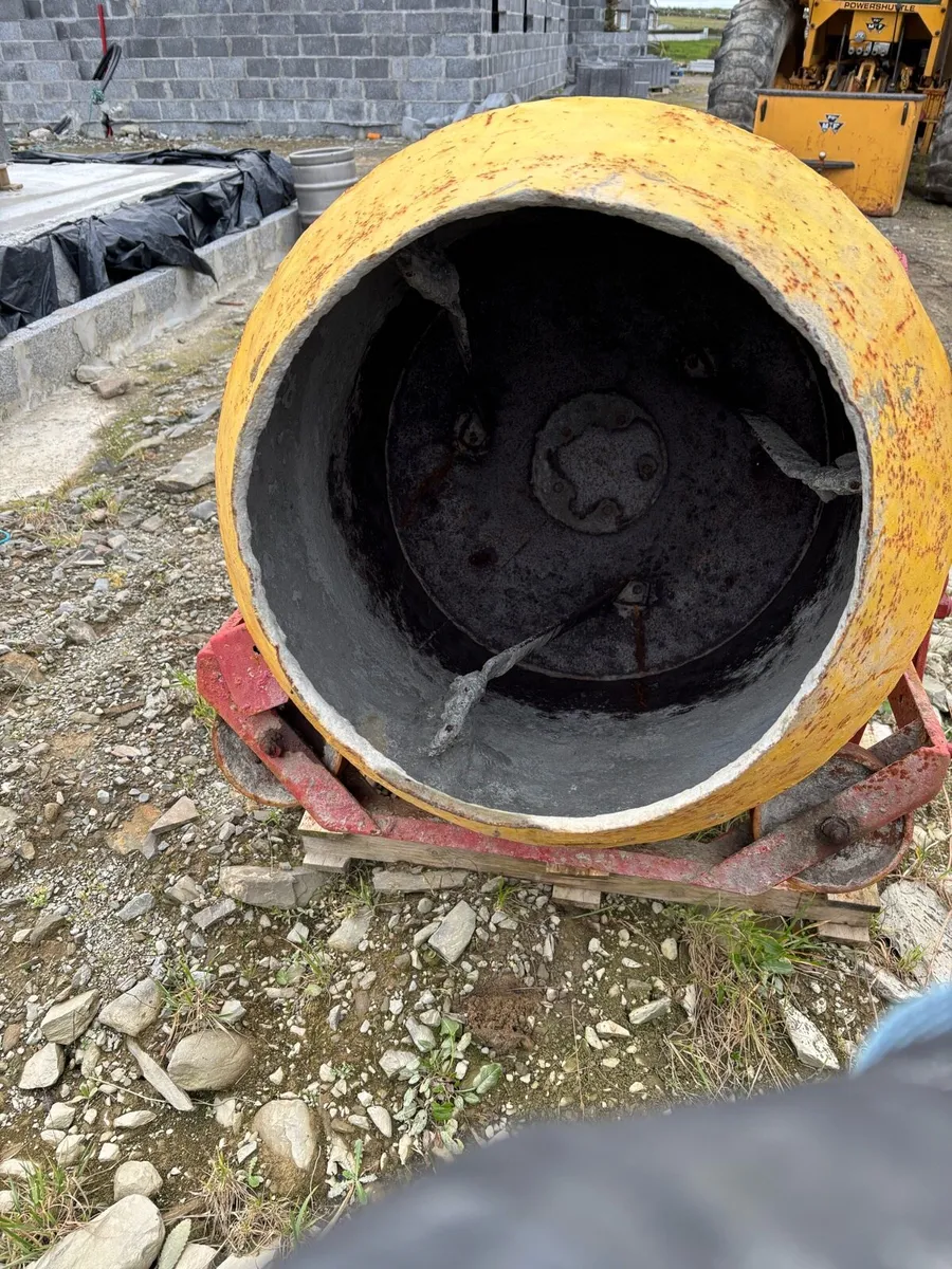 Tractor PTO cement mixer - Image 2