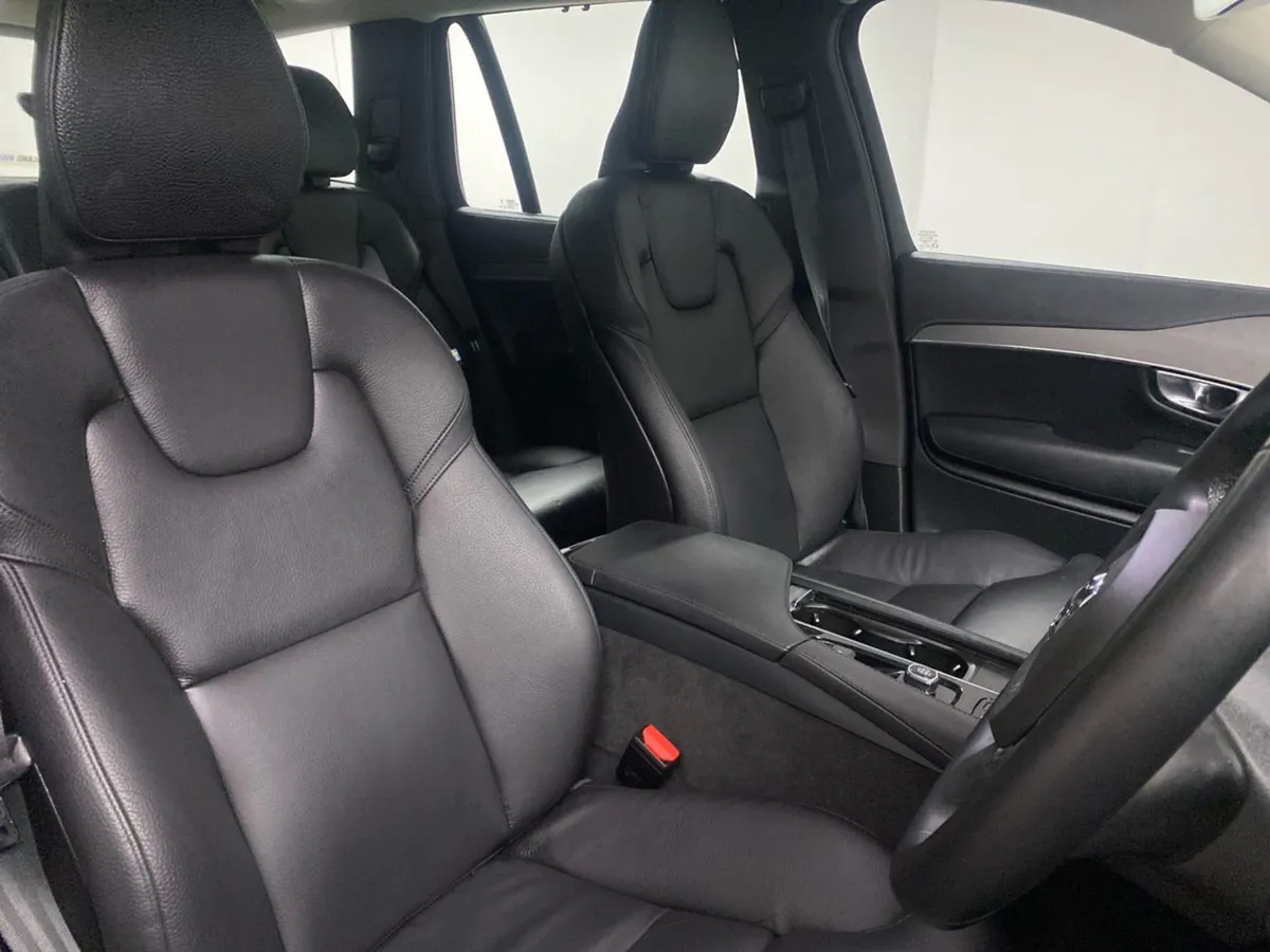 Volvo XC90 Denim Blue Xc90 Plus Plug-in Hybrid (d - Image 3
