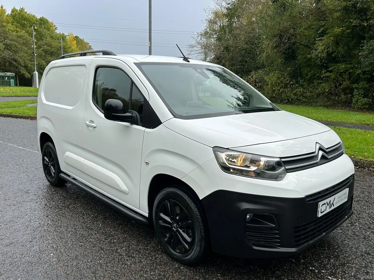 2021 Citroen Berlingo 5 speed 100bhp Driver Pro - Image 1