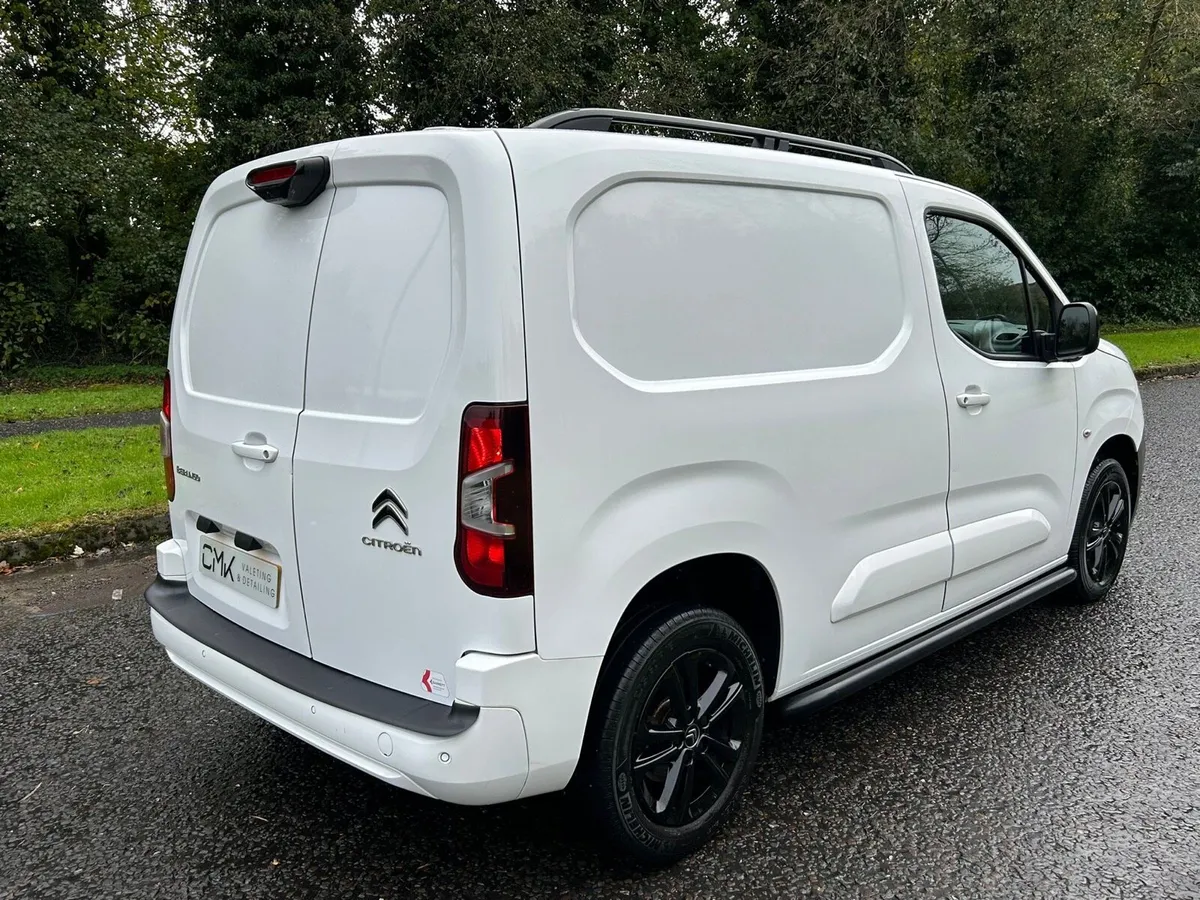 2021 Citroen Berlingo 5 speed 100bhp Driver Pro - Image 3