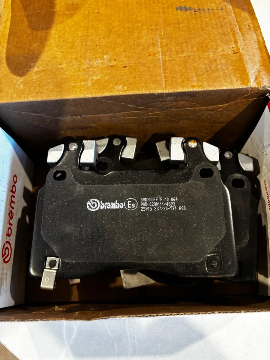 Brembo Brake Pads P10064 - Image 3