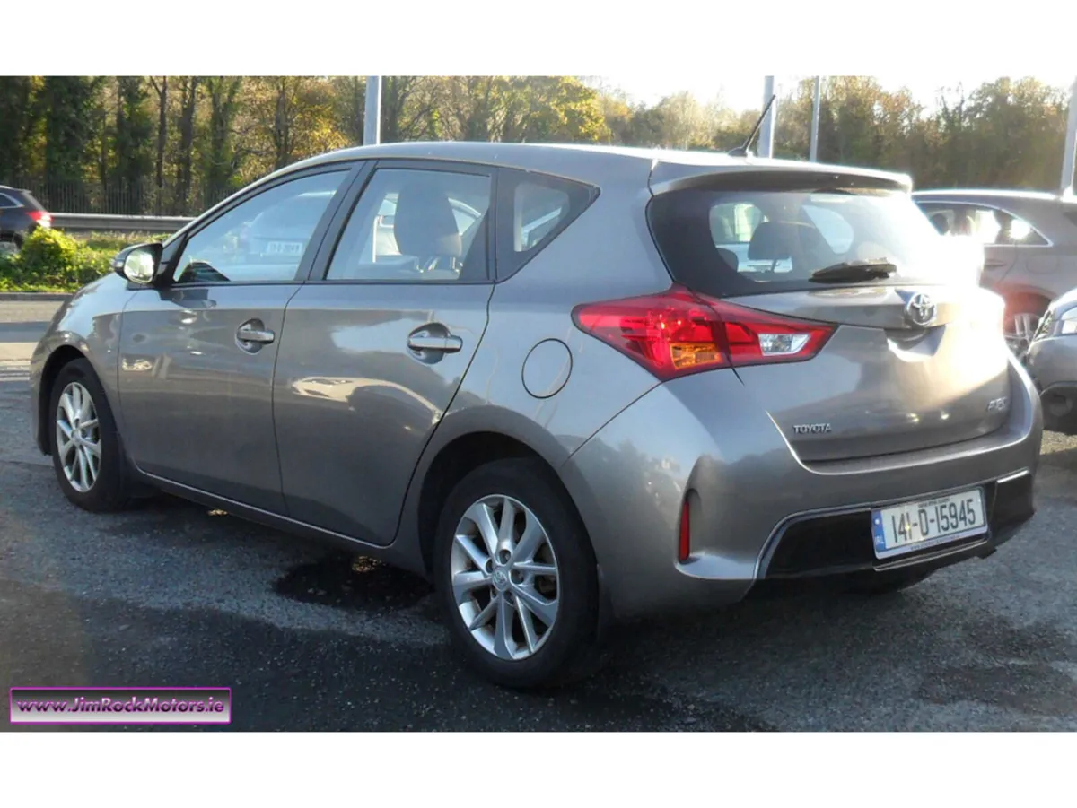 Toyota Auris 1.4 D- AURA 5DR......NCT 07/26......F - Image 4