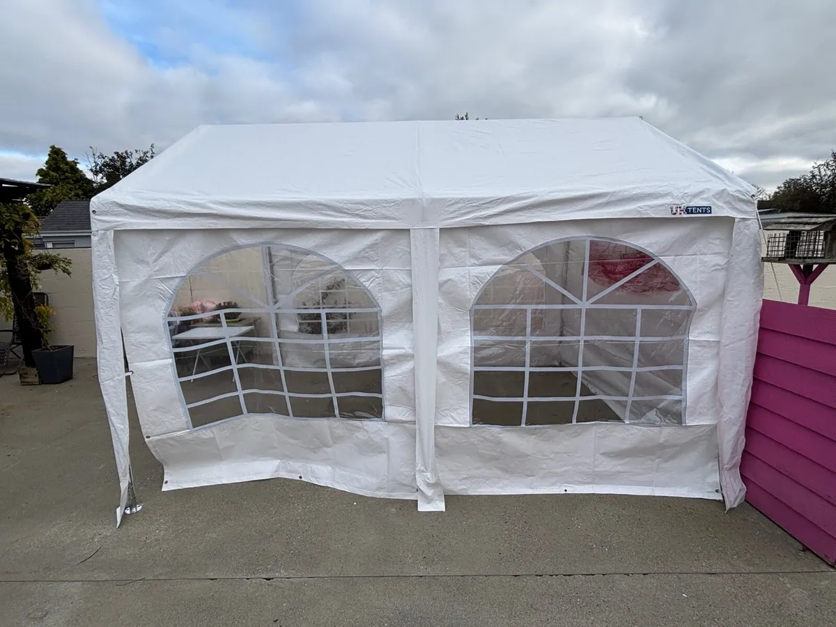 Marquee - Image 1