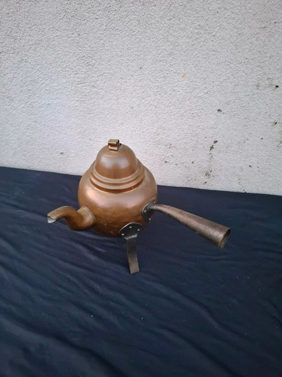 By post only old copper tea pot - Image 1